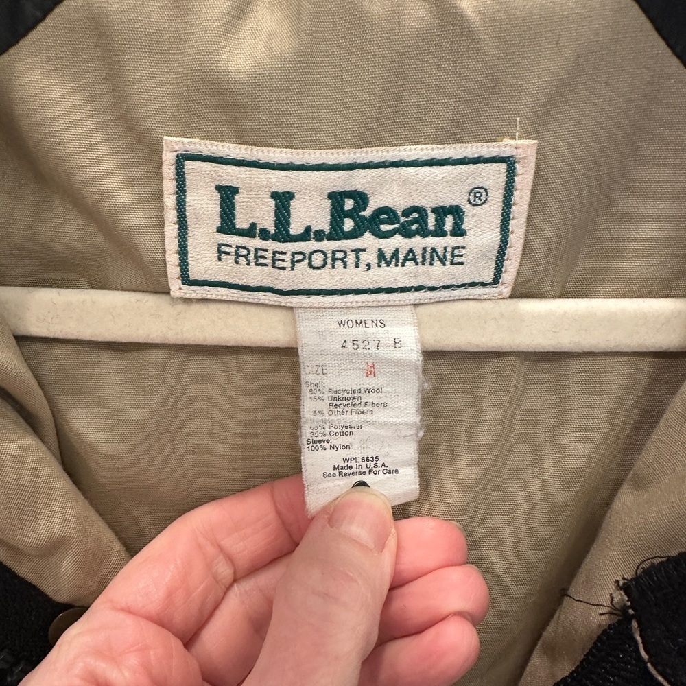 L.L.Bean vintage black Wool Blend Hooded Parka Field Coat Women’s Medium - Picture 3 of 9